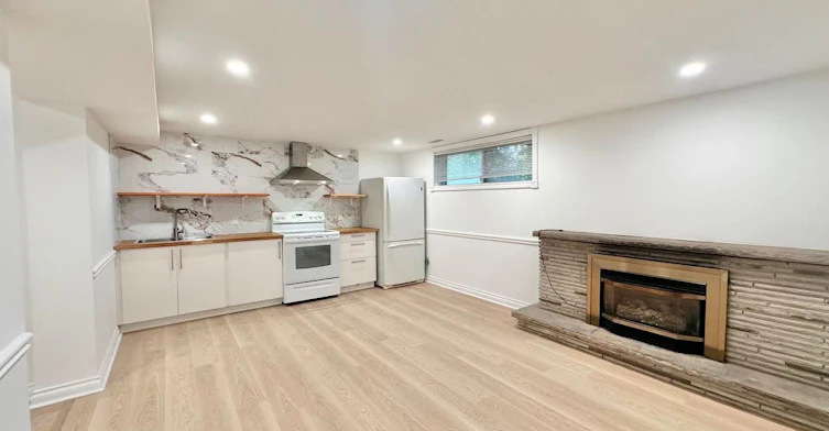 Bsmt-41 Fleetwell Court, Toronto, ON, M2R 1L4 - 3