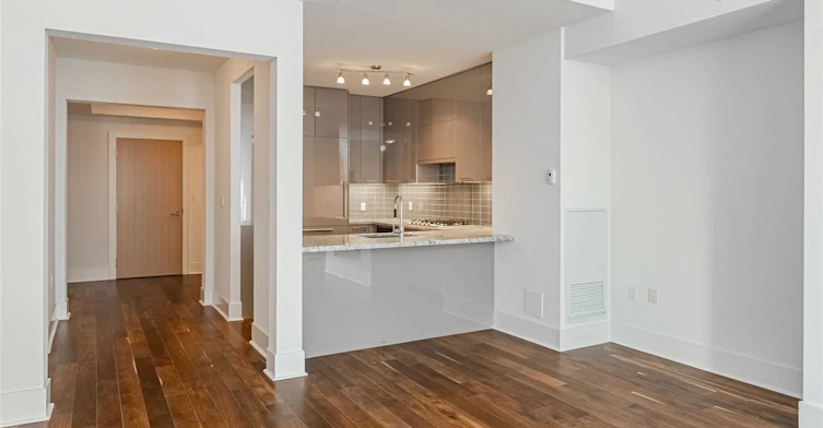 TH-113-29 Queens Quay E, Toronto, ON, M5E 0A4 - 12