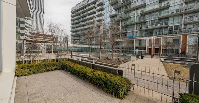 TH-113-29 Queens Quay E, Toronto, ON, M5E 0A4 - 3
