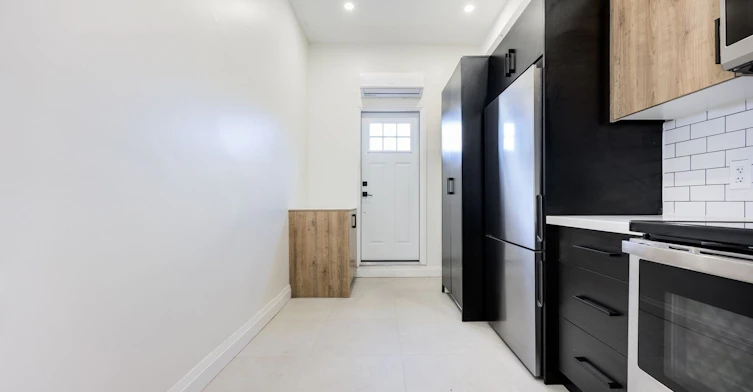 2nd Floor-414 Spadina Avenue, Toronto, ON, M5T 2G7 - 11