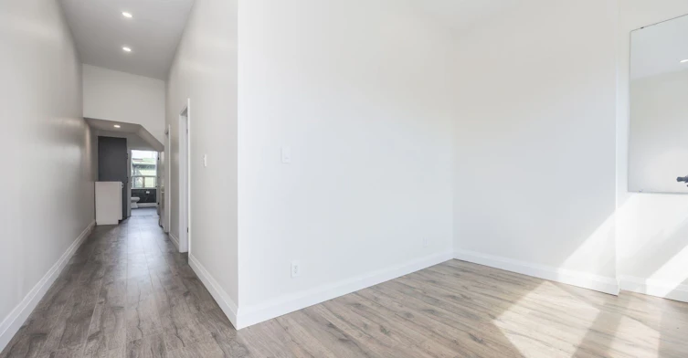 2nd Floor-414 Spadina Avenue, Toronto, ON, M5T 2G7 - 4