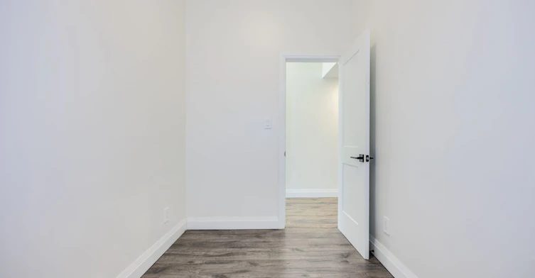 2nd Floor-414 Spadina Avenue, Toronto, ON, M5T 2G7 - 9