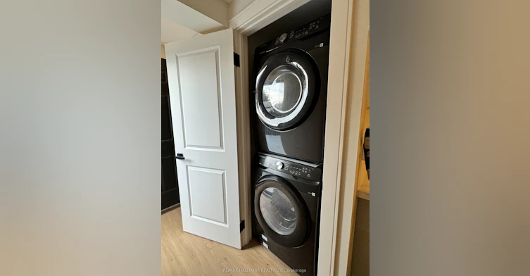 Main-116 Bellevue Avenue, Toronto, ON, M5T 2N9 - 9