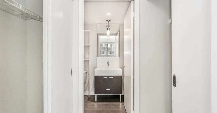 1702-110 Charles Street E, Toronto, ON, M4Y 1T5 - 13