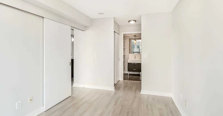 1702-110 Charles Street E, Toronto, ON, M4Y 1T5 - 16