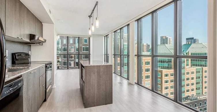 1702-110 Charles Street E, Toronto, ON, M4Y 1T5 - 10