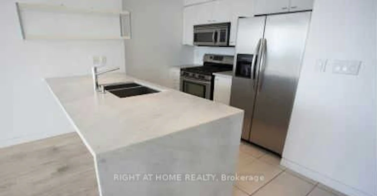 4001-5 Mariner Terrace, Toronto, ON, M5V 3V6 - 4