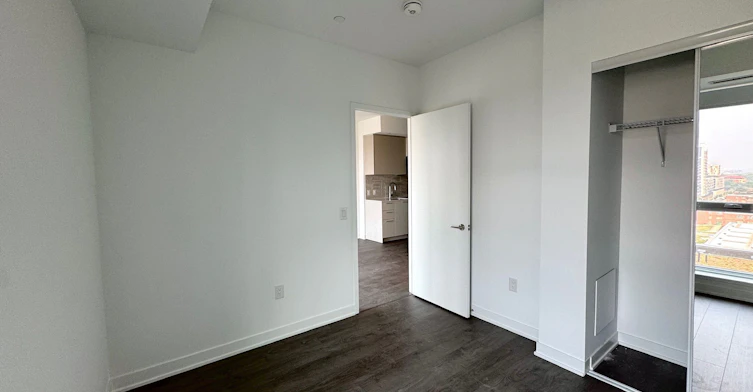 801-10 Oak Street, Toronto, ON, M5A 0Z1 - 8