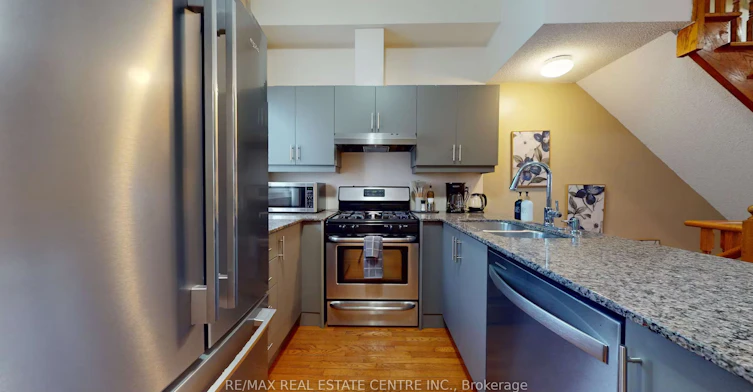 1376 Eglinton Avenue W, Toronto, ON, M6C 2E4 - 6