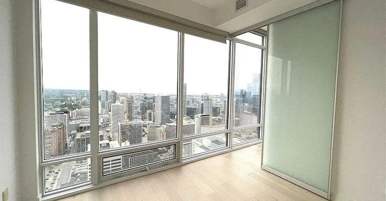 4607-488 University Avenue, Toronto, ON, M5G 0C1 - 3