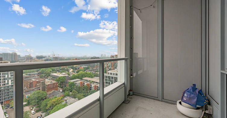 1811W-27 Bathurst Street, Toronto, ON, M5V 2P1 - 20