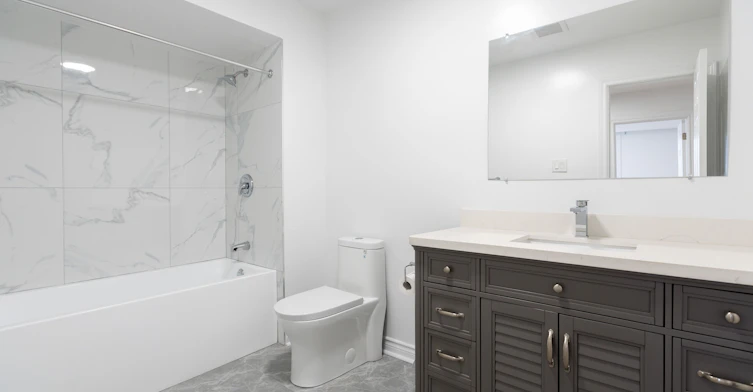 Upper-243 Apache Trail, Toronto, ON, M2H 2W3 - 7