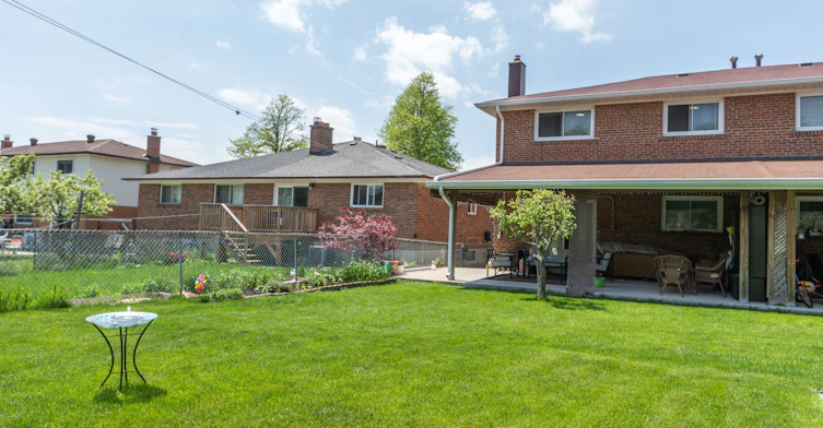 Upper-243 Apache Trail, Toronto, ON, M2H 2W3