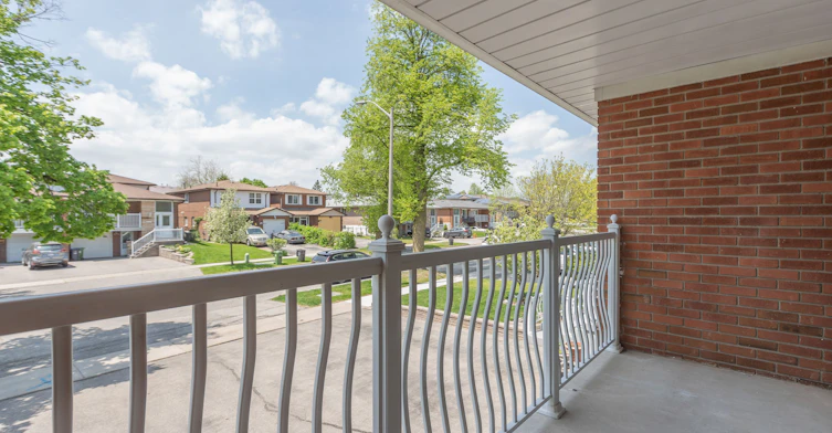 Upper-243 Apache Trail, Toronto, ON, M2H 2W3 - 5