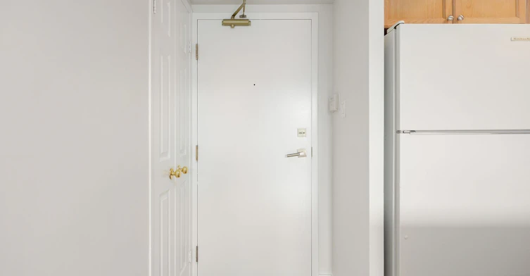 512-109 Front Street E, Toronto, ON, M5A 4P7 - 2