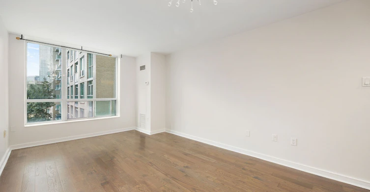 512-109 Front Street E, Toronto, ON, M5A 4P7 - 4