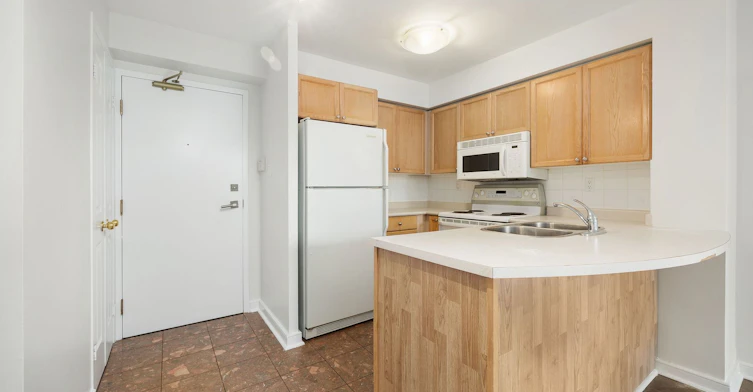 512-109 Front Street E, Toronto, ON, M5A 4P7 - 8