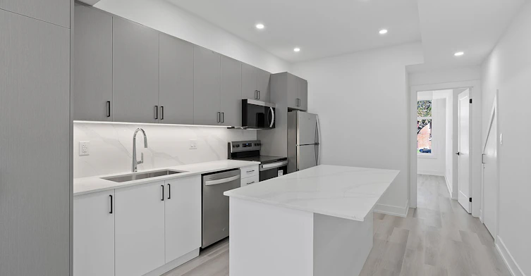 Main #2-591 Oakwood Avenue, Toronto, ON, M6E 2X8 - 7