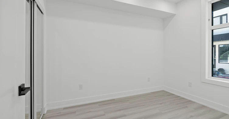 Main #2-591 Oakwood Avenue, Toronto, ON, M6E 2X8 - 16