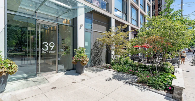 416-39 Brant Street, Toronto, ON, M5V 0M8 - 21