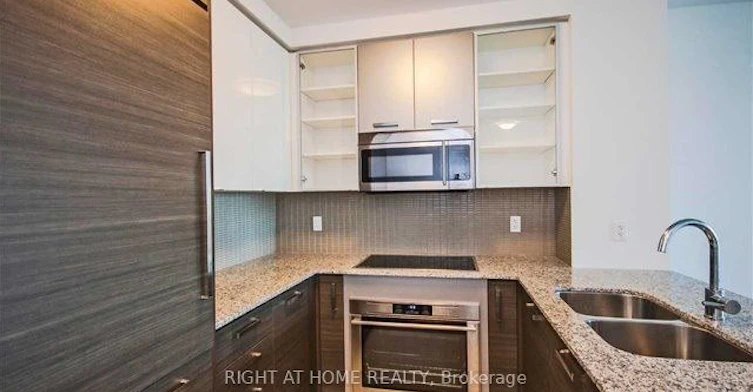 3711-5168 Yonge Street, Toronto, ON, M2N 5P6 - 2