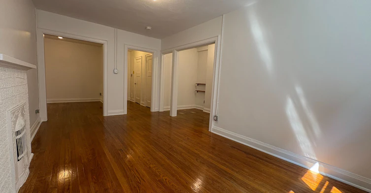 10-42 Barton Avenue, Toronto, ON, M6G 1P3 - 7