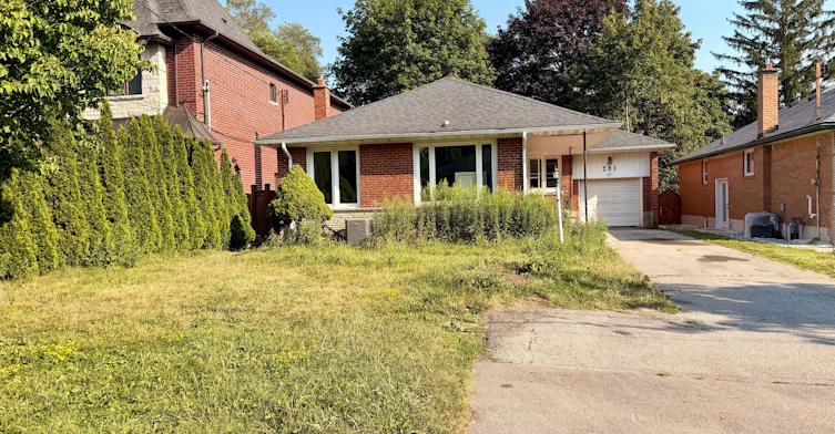 main floor-281 Betty Ann Drive, Toronto, ON, M2R 1A9