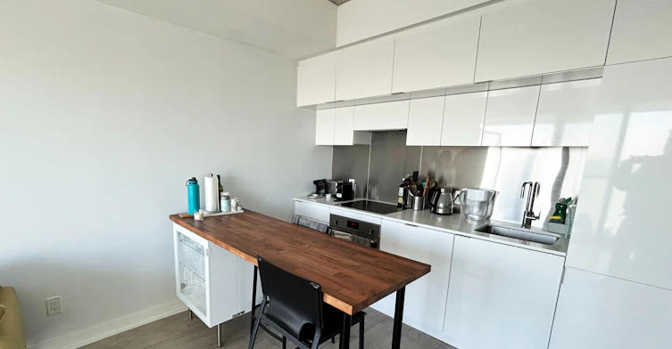 2207-185 Roehampton Avenue, Toronto, ON, M4P 1R4 - 3