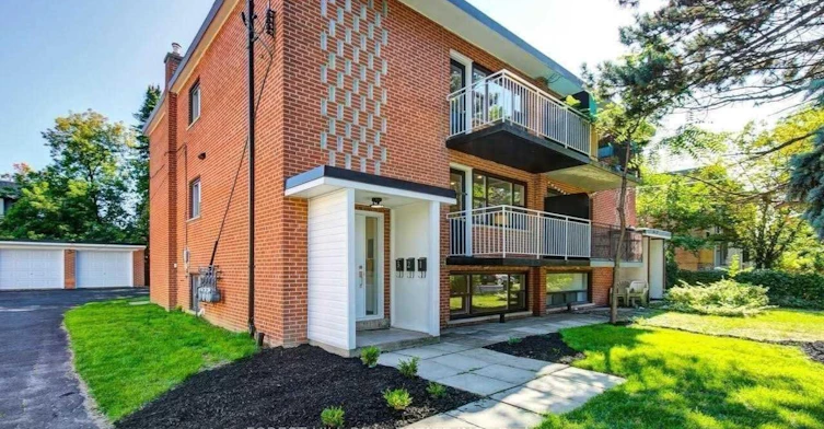Lower-19 Charlemagne Drive, Toronto, ON, M2N 4H7 - 4