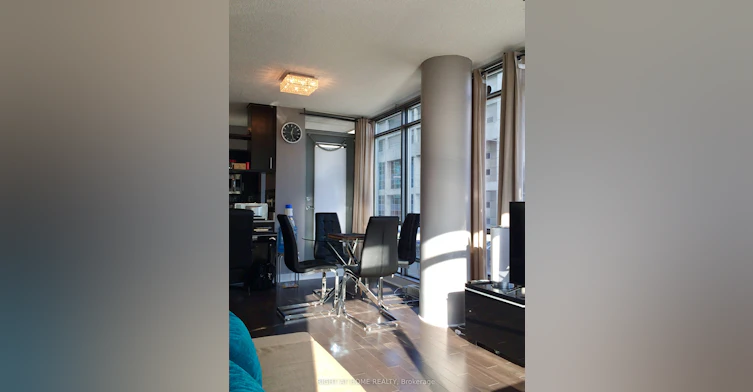 315-3 Navy Wharf Court, Toronto, ON, M5V 3V1 - 3