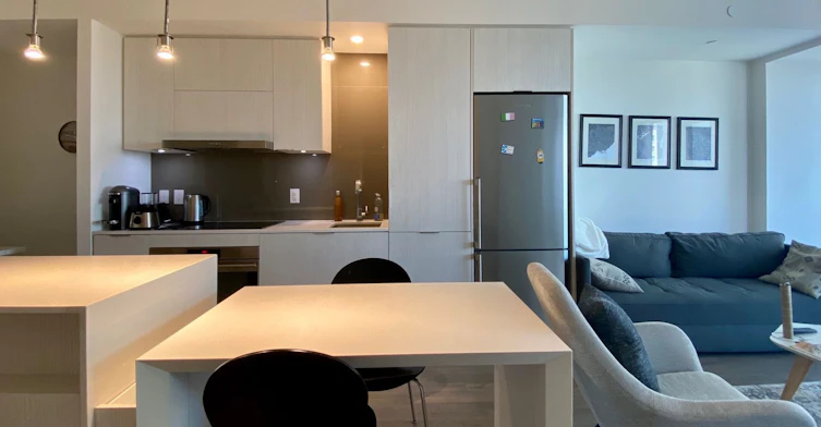2812-1 Bloor Street E, Toronto, ON, M4W 0A9 - 4
