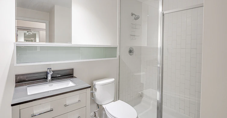 1117-111 Elizabeth Street, Toronto, ON, M5G 1P7 - 14