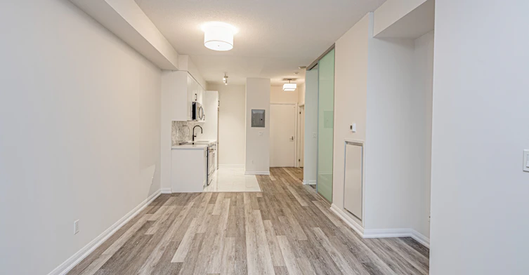 1117-111 Elizabeth Street, Toronto, ON, M5G 1P7 - 4
