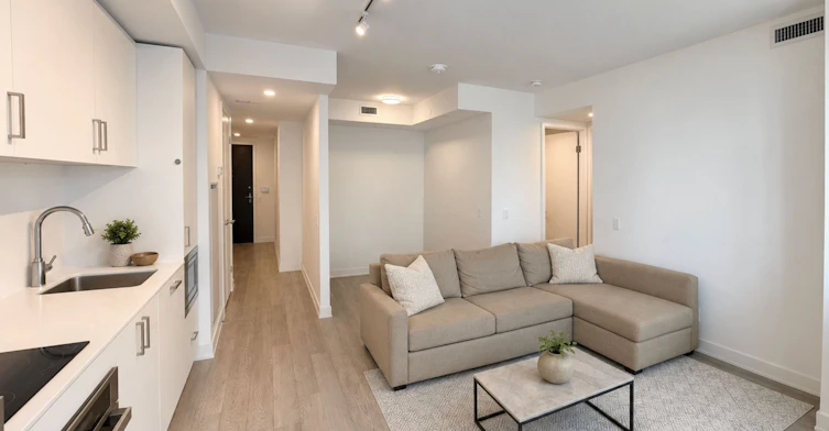 1701-88 Queen Street E, Toronto, ON, M5C 0B6 - 8