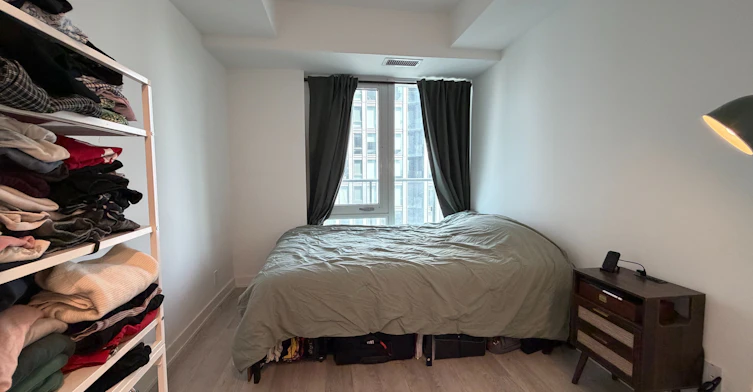 1701-88 Queen Street, Toronto, ON, M5C 0B6 - 9