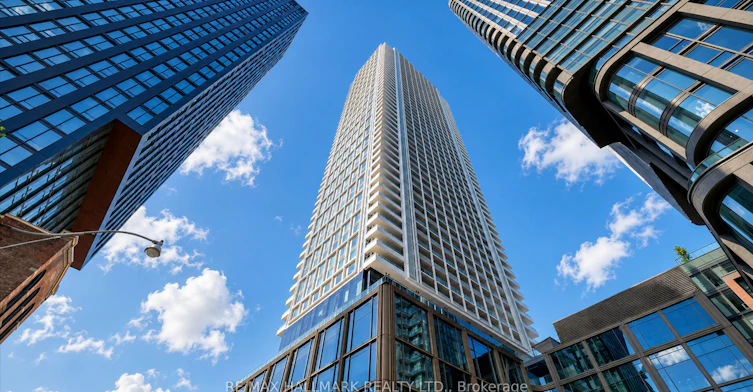 1701-88 Queen Street, Toronto, ON, M5C 0B6