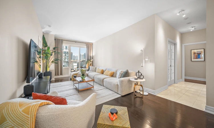 504-23 Rean Drive