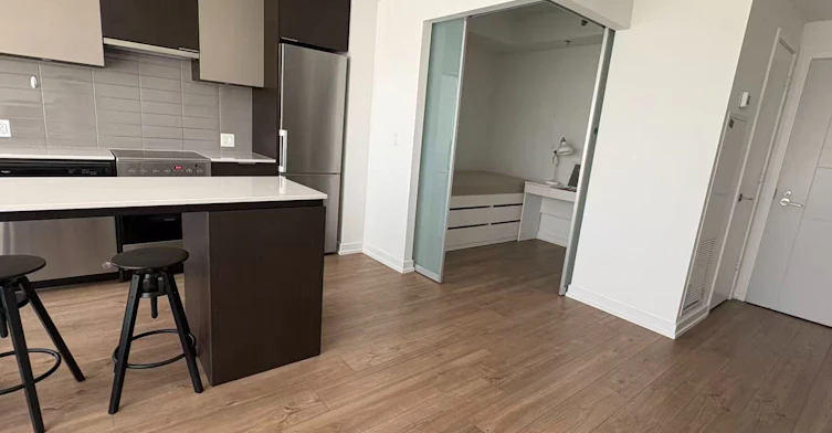1407-203 College Street, Toronto, ON, M5T 1P9 - 6