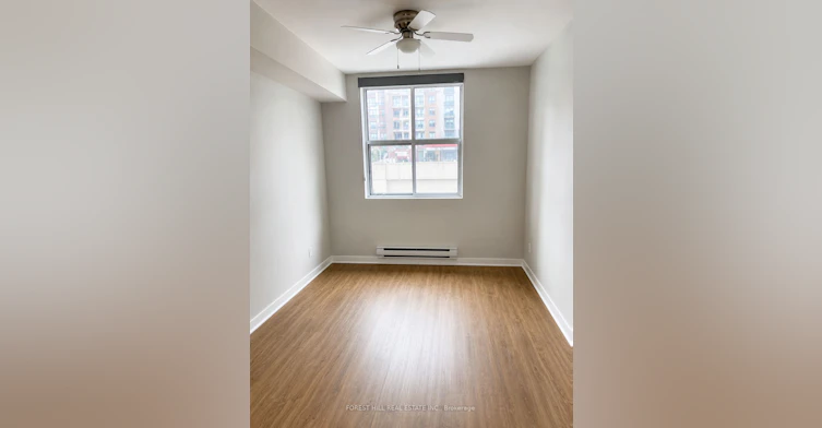 204-126 Dundas East Street E, Toronto, ON, M5B 1E2 - 4