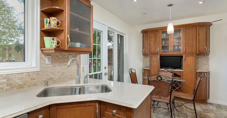 46 Marathon Crescent, Toronto, ON, M2R 2L7 - 17