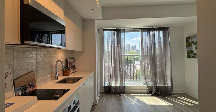 442-30 Dreamers Way, Toronto, ON, M5A 0Y7 - 6