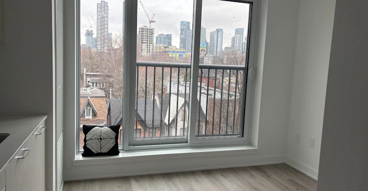 442-30 Dreamer Way, Toronto, ON, M5A 0Y7 - 2