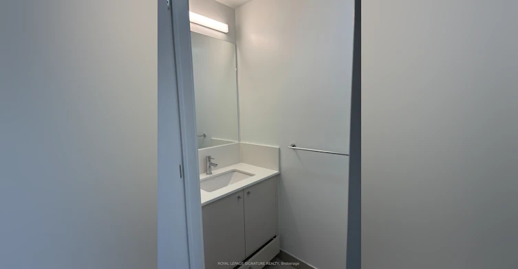442-30 Dreamer Way, Toronto, ON, M5A 0Y7 - 9