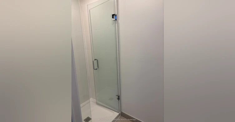 442-30 Dreamer Way, Toronto, ON, M5A 0Y7 - 8