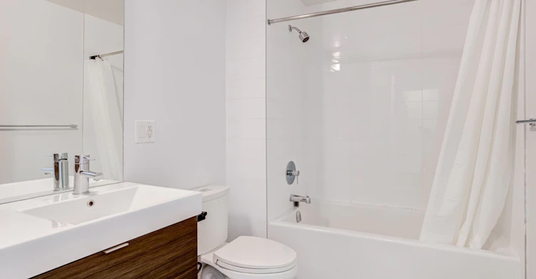 1107-62 Forest Manor Road, Toronto, ON, M2J 0B6 - 10