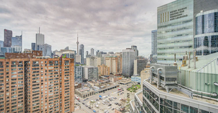 2715-38 Elm Street, Toronto, ON, M5G 2K5 - 40