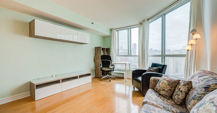 2715-38 Elm Street, Toronto, ON, M5G 2K5 - 25