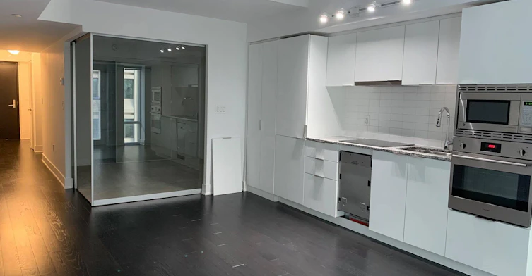 715-955 Bay Street, Toronto, ON, M5S 0C6 - 8