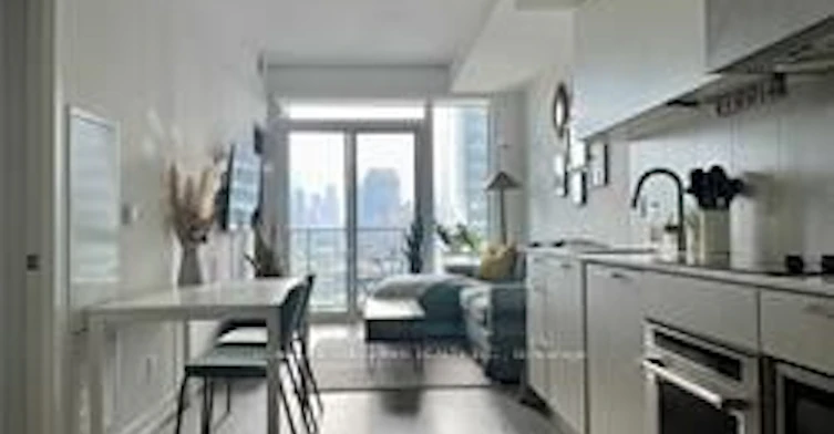 1121-19 Western Battery Road, Toronto, ON, M6K 3S4 - 4