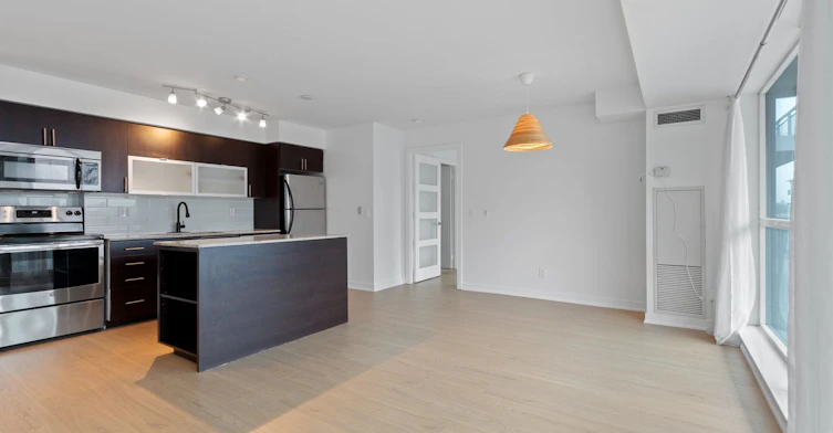 1207-80 Western Battery Road, Toronto, ON, M6K 3S1 - 7